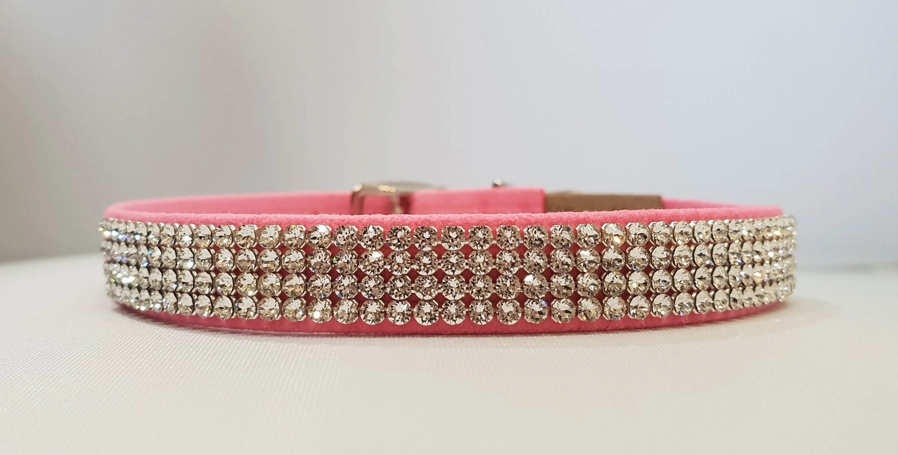 3 Row Crystal Microsuede 1/2" Collar