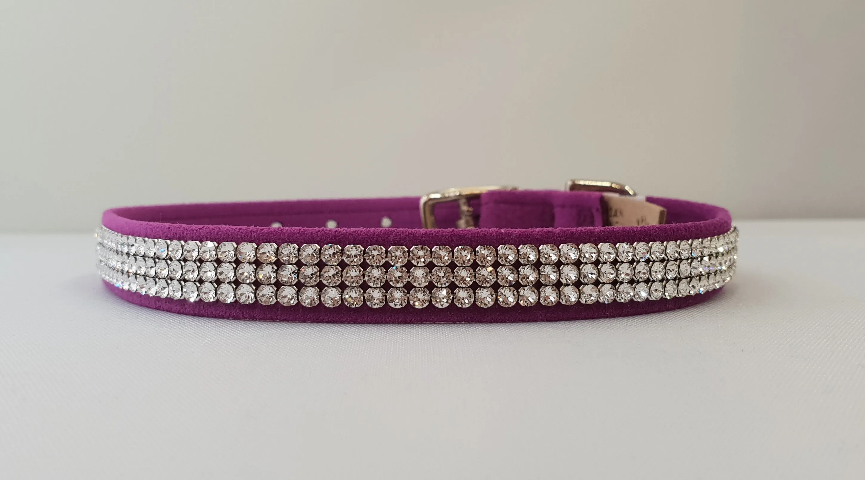 3 Row Crystal Microsuede 1/2" Collar