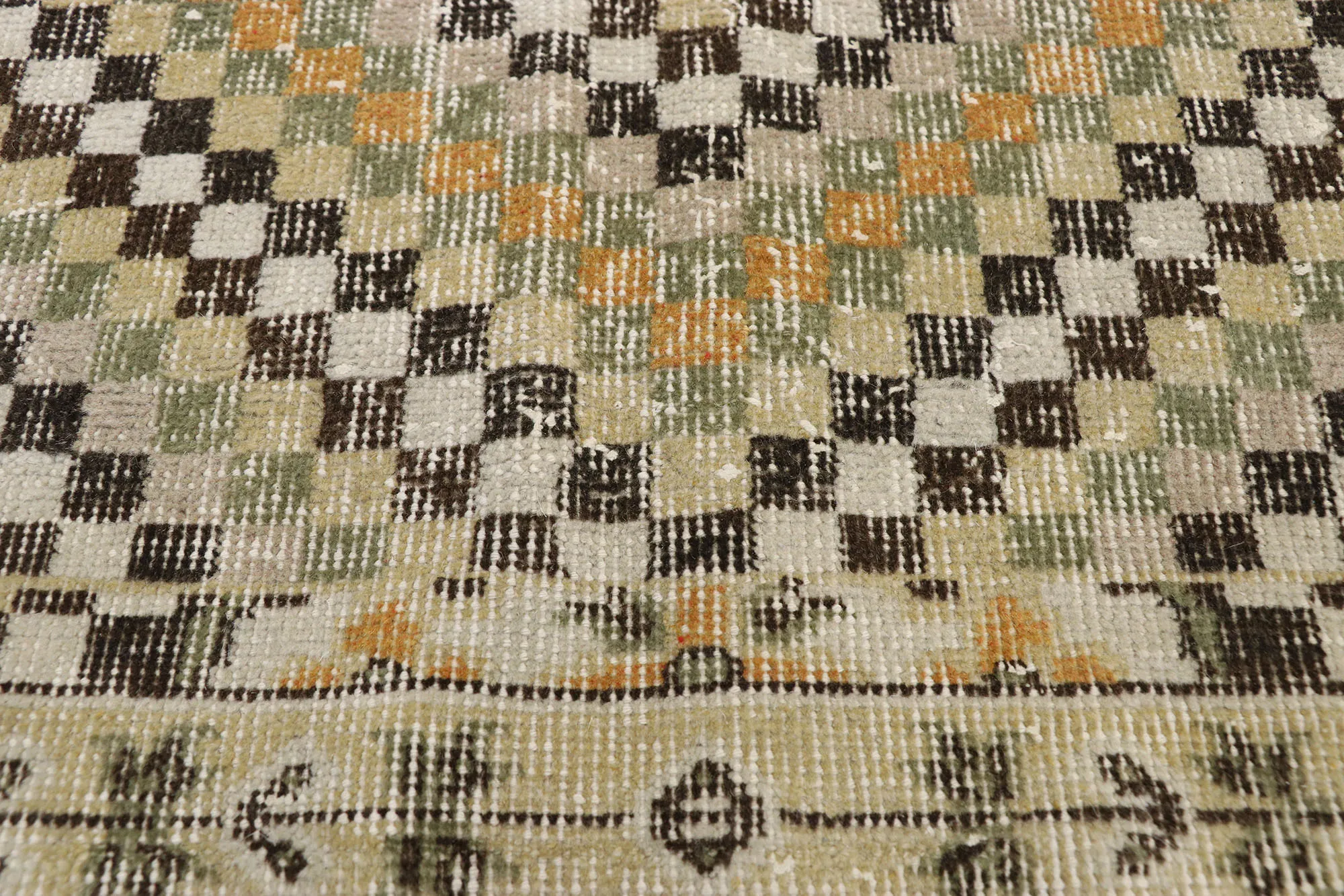 6 x 10 Zeki Muren Vintage Sivas Rug 52611