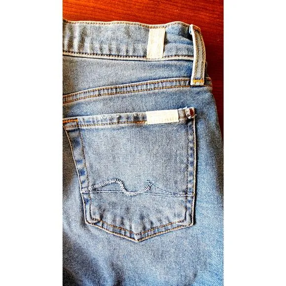 7 For All Mankind Midroll Short, Denim Jean Shorts,  Sz 26 or Sz 4,  NWT, NEW