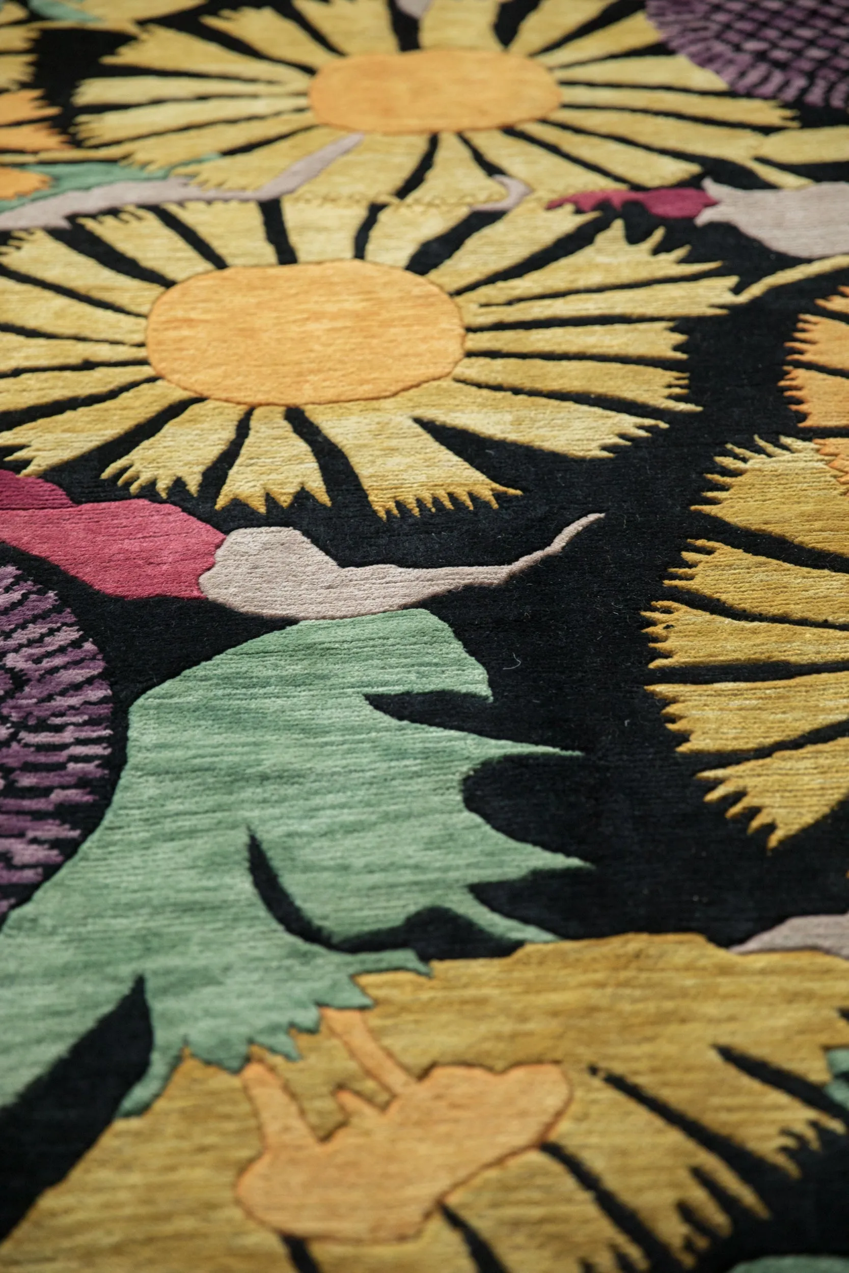 8x9.5 Vintage Indian Art Deco Design Carpet