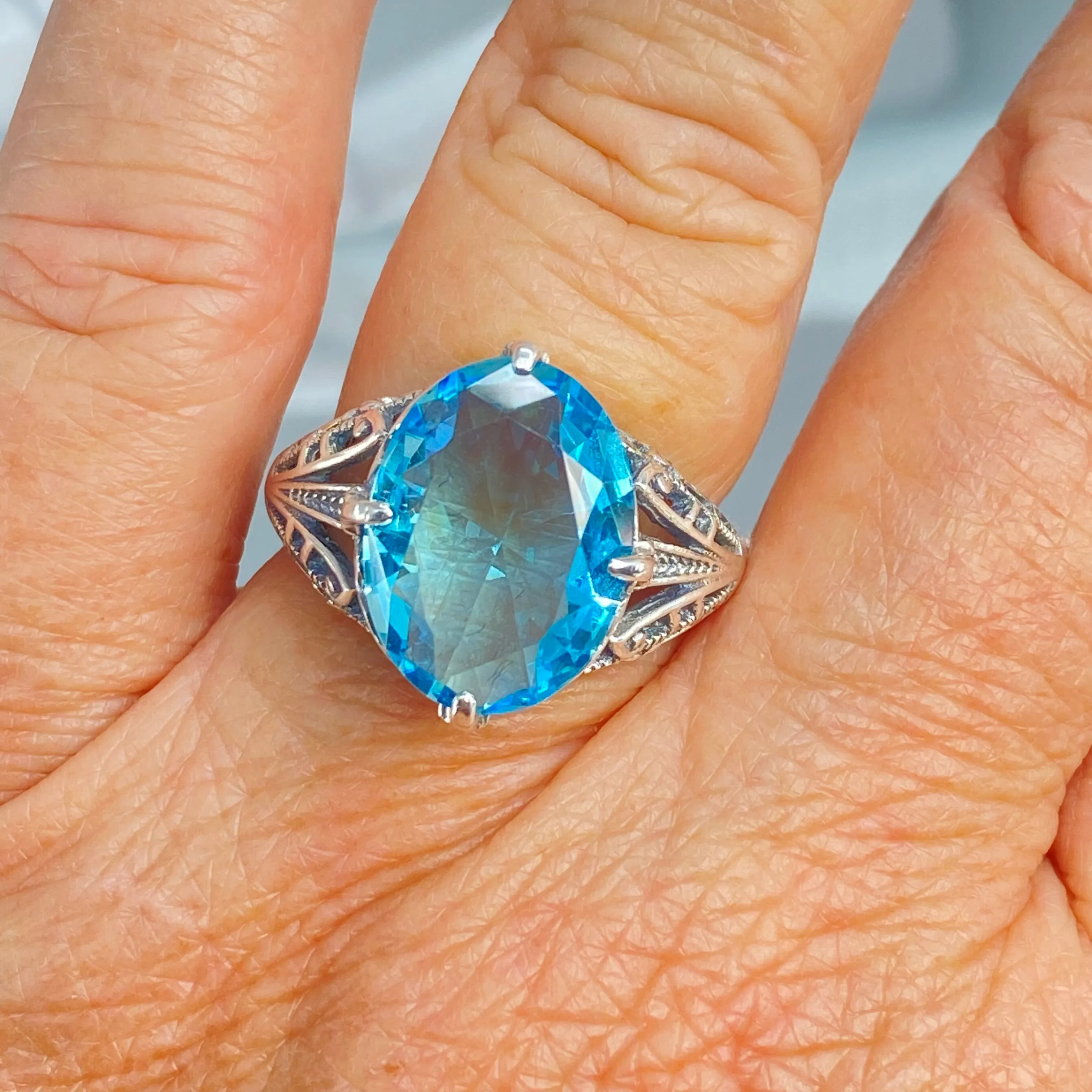 Aquamarine Ring, Size 9, Oval Art Nouveau Style, Vintage Sterling Silver Filigree Ring, Vic-ATQ Ring, D65 - Ready to Ship