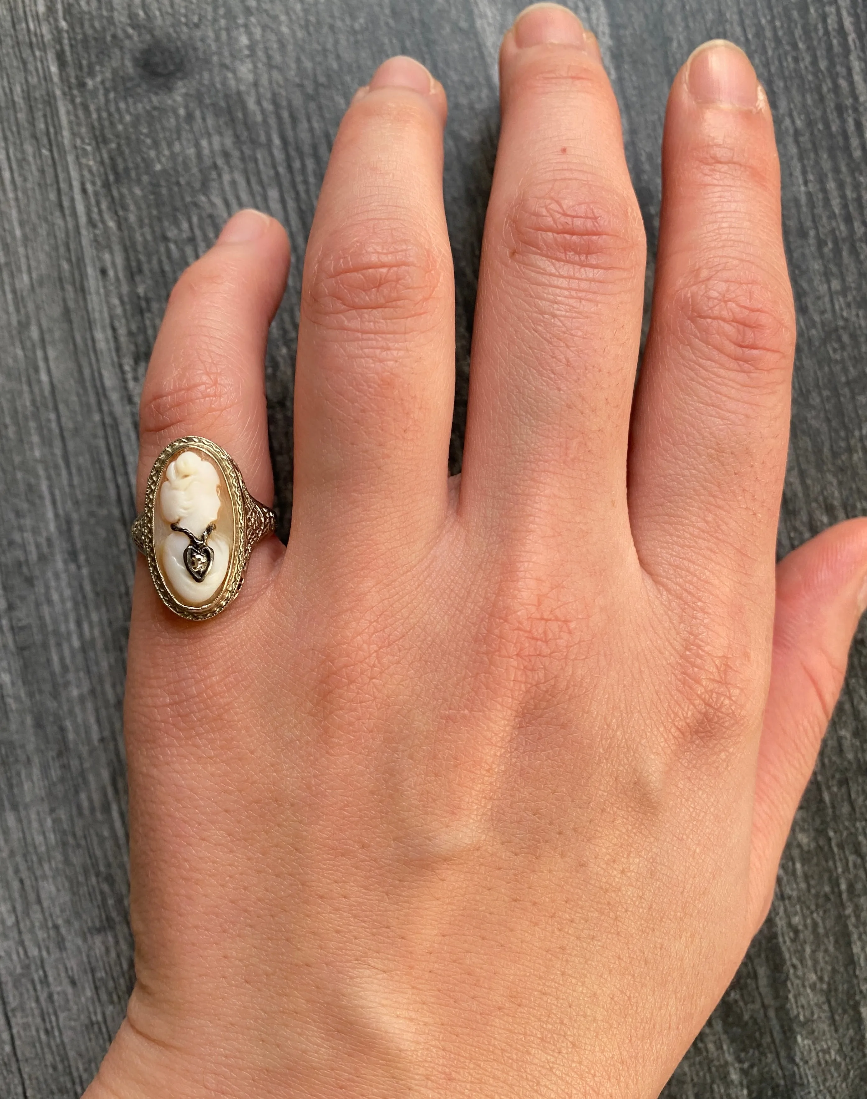 Art Deco 14K Gold and Carved Shell Cameo Ring