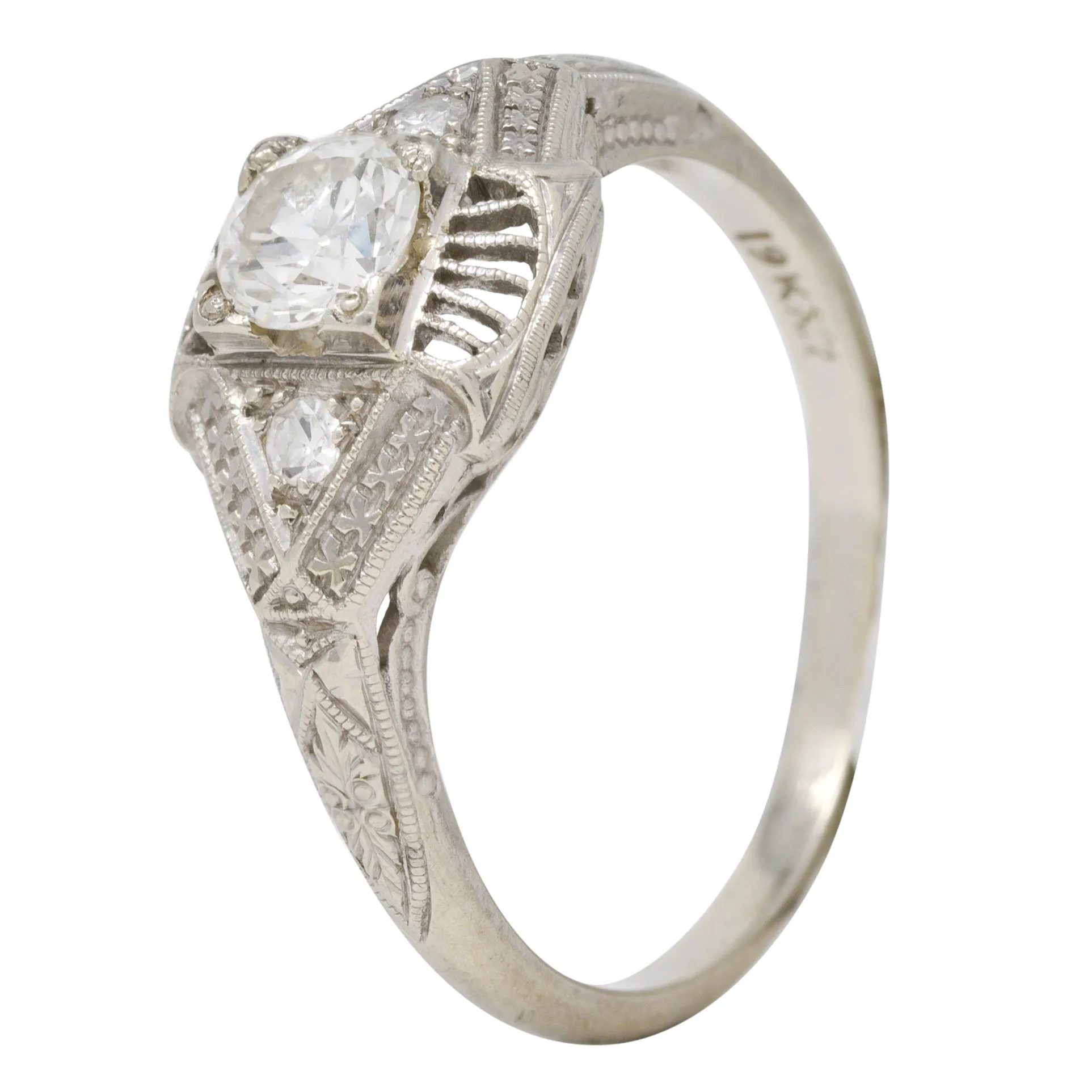 Art Deco Diamond 19 Karat White Gold Orange Blossom Vintage Engagement Ring