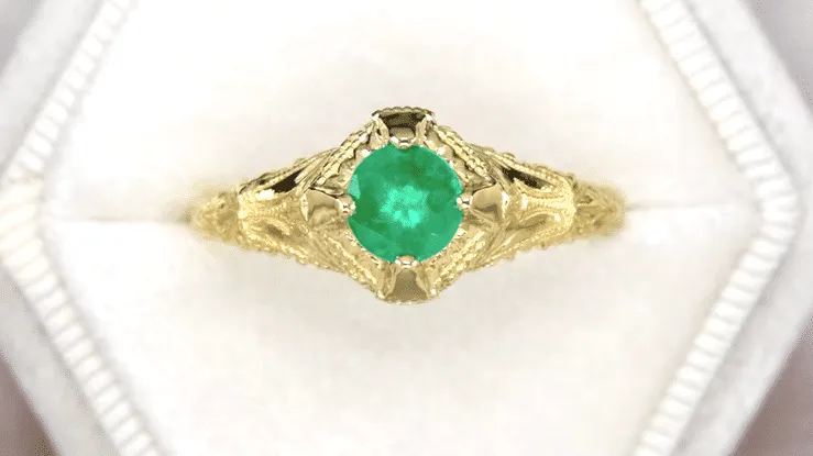 Art Deco Emerald Engraved Filigree Engagement Ring in 14 Karat Yellow Gold