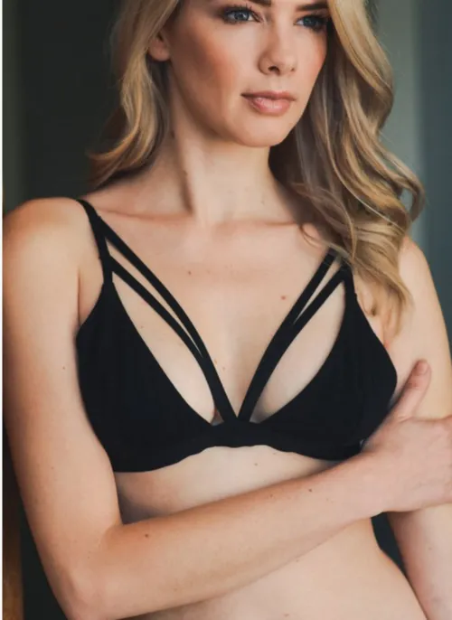 Beautiful Double Strap Front Bralette