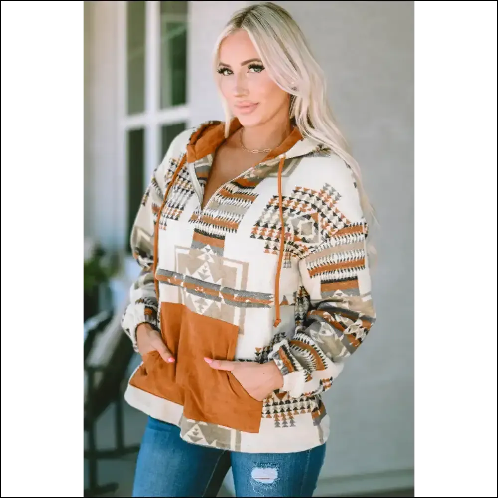Chic Geometric Quarter-Zip Hoodie - Effortless Style!