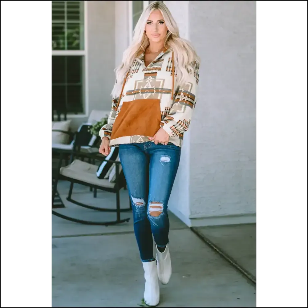 Chic Geometric Quarter-Zip Hoodie - Effortless Style!