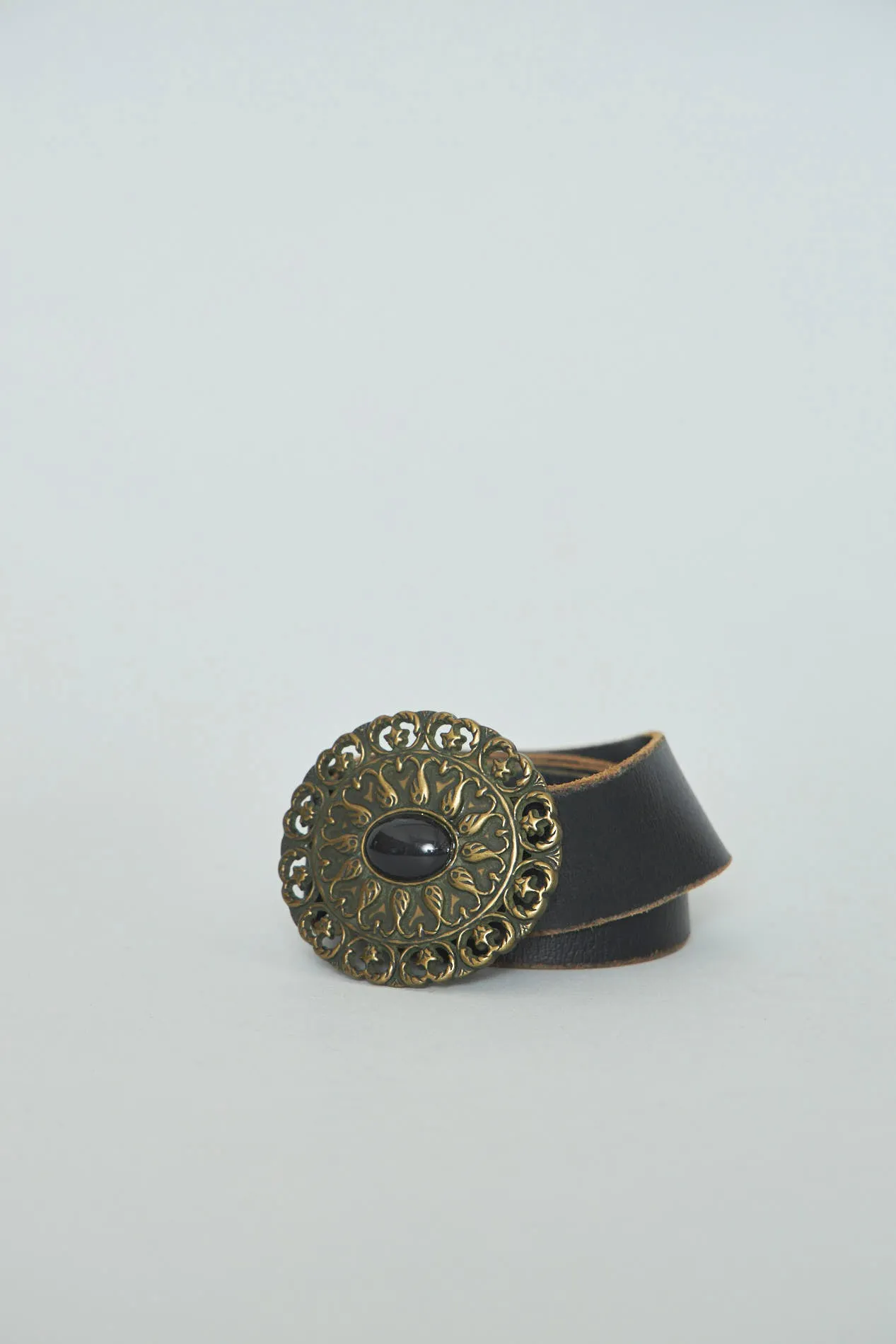 Cinturon vintage  negro nostalgic talla M 785