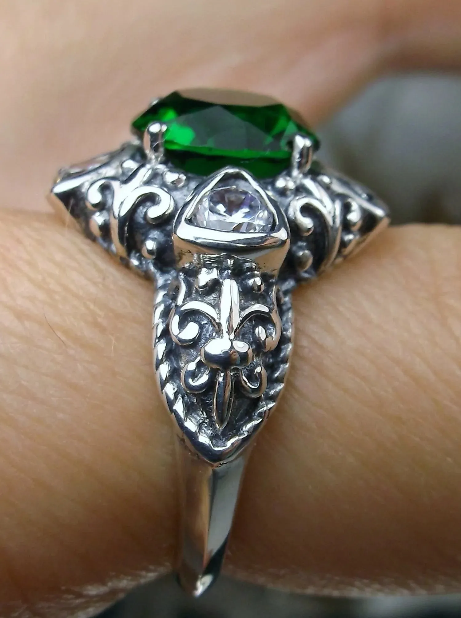 D138, 5-Gem Art Deco Ring, Vintage Revival Jewelry #D138