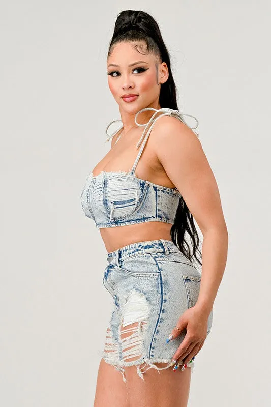 Distressed set