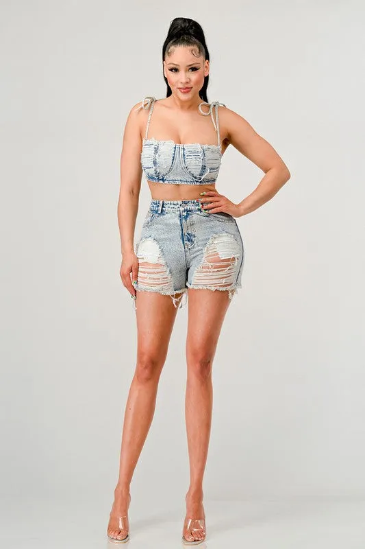 Distressed set