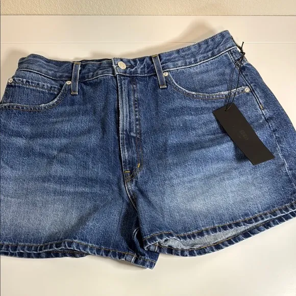 Edwin amber short in color idle Sz 33 Blue Jean Shorts nwt 1337