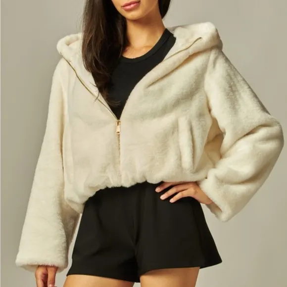 FAUX FUR HOODED JACKET - SNOW BUNNY WHITE