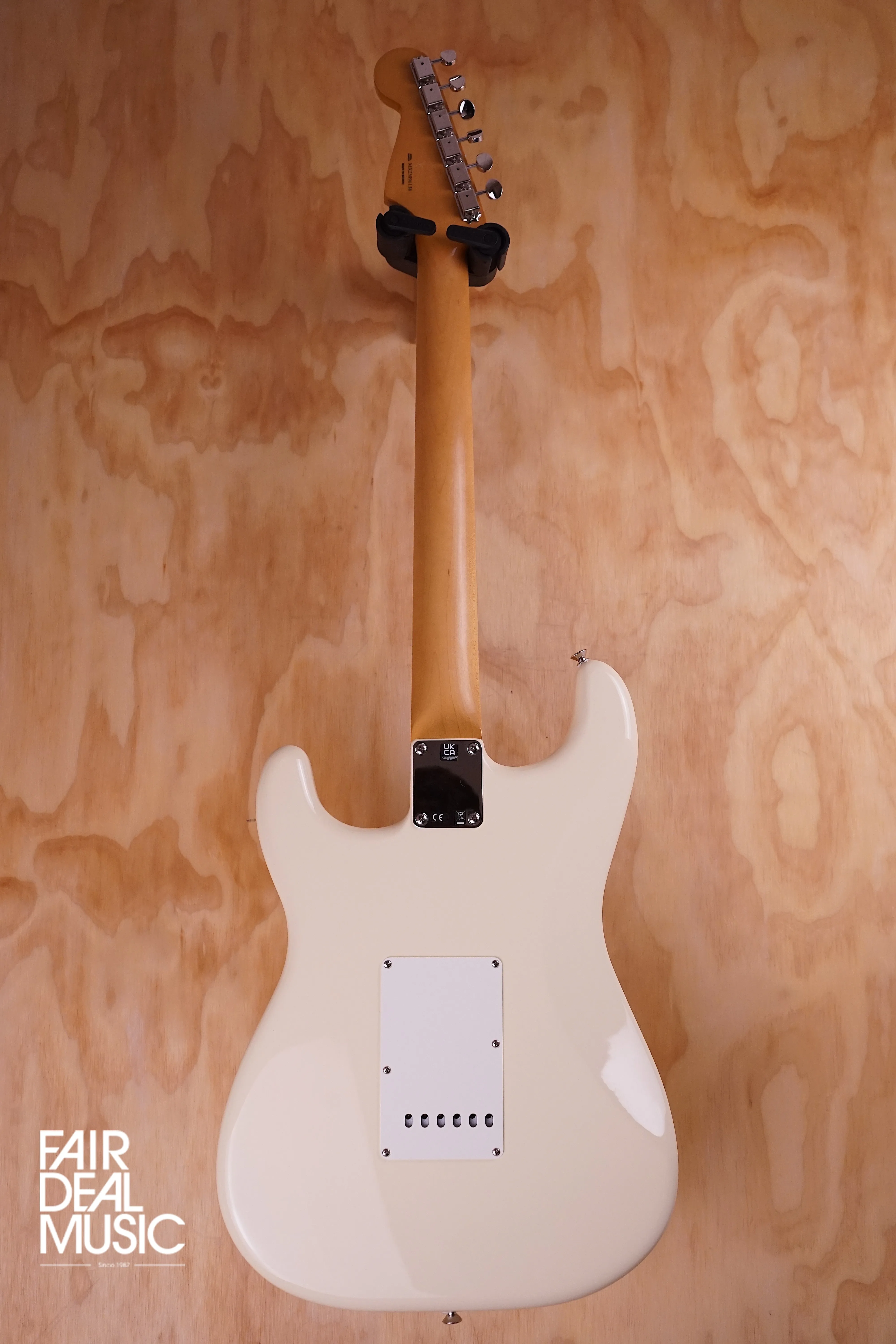Fender Vintera II Stratocaster in Olympic White, USED