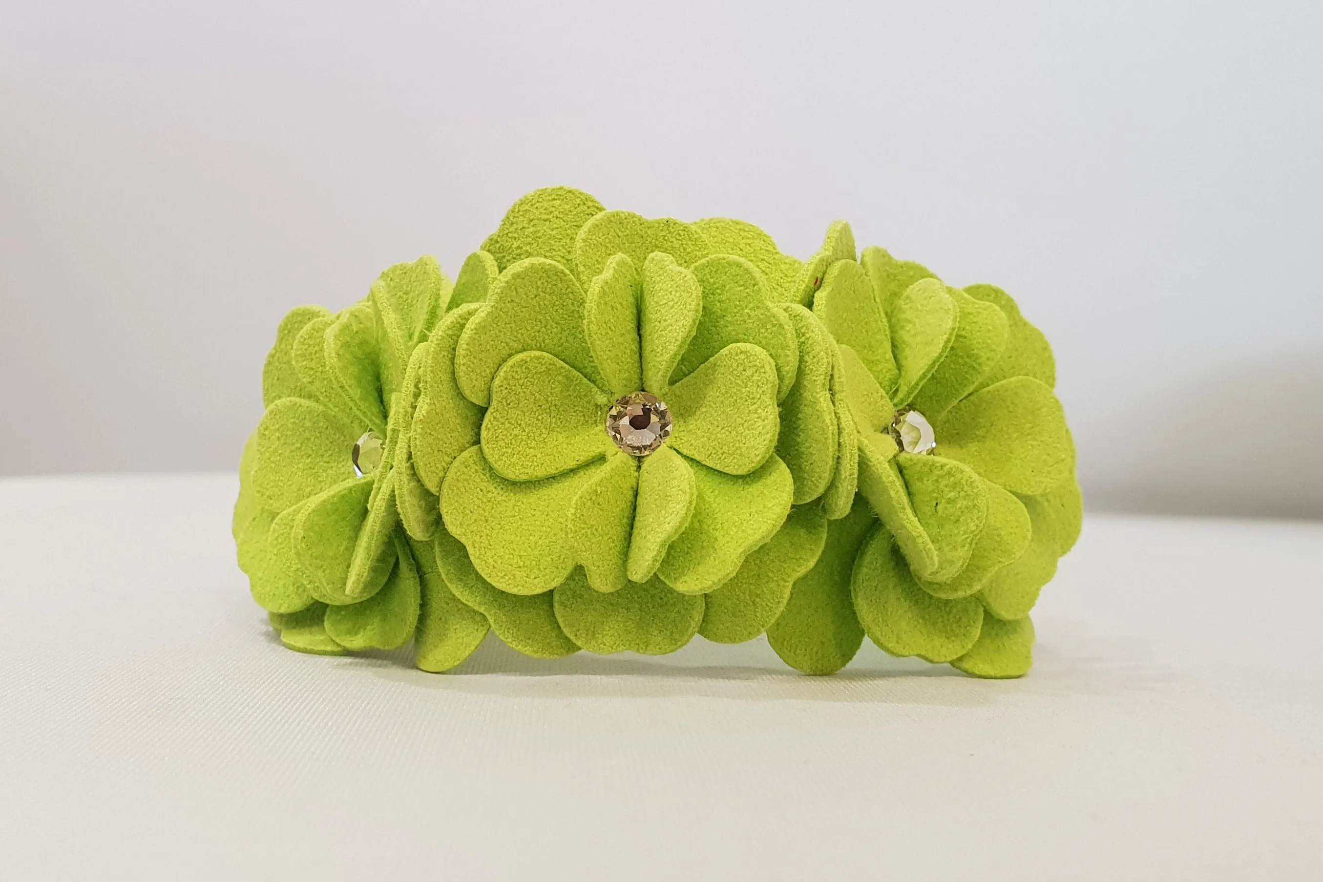 Flower Microsuede 1/2" Collar