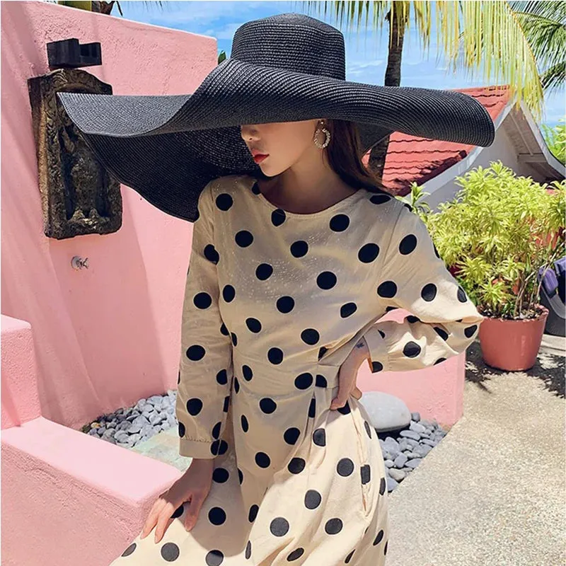 Foldable Oversized Sun Hat... This HAT is Super Big and Fun!!