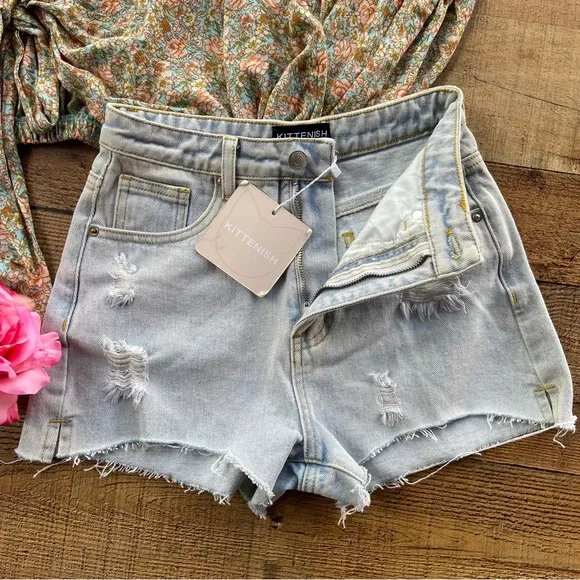 Kittenish ⭐️NWT Blue Jean Shorts High-Waisted Distressed