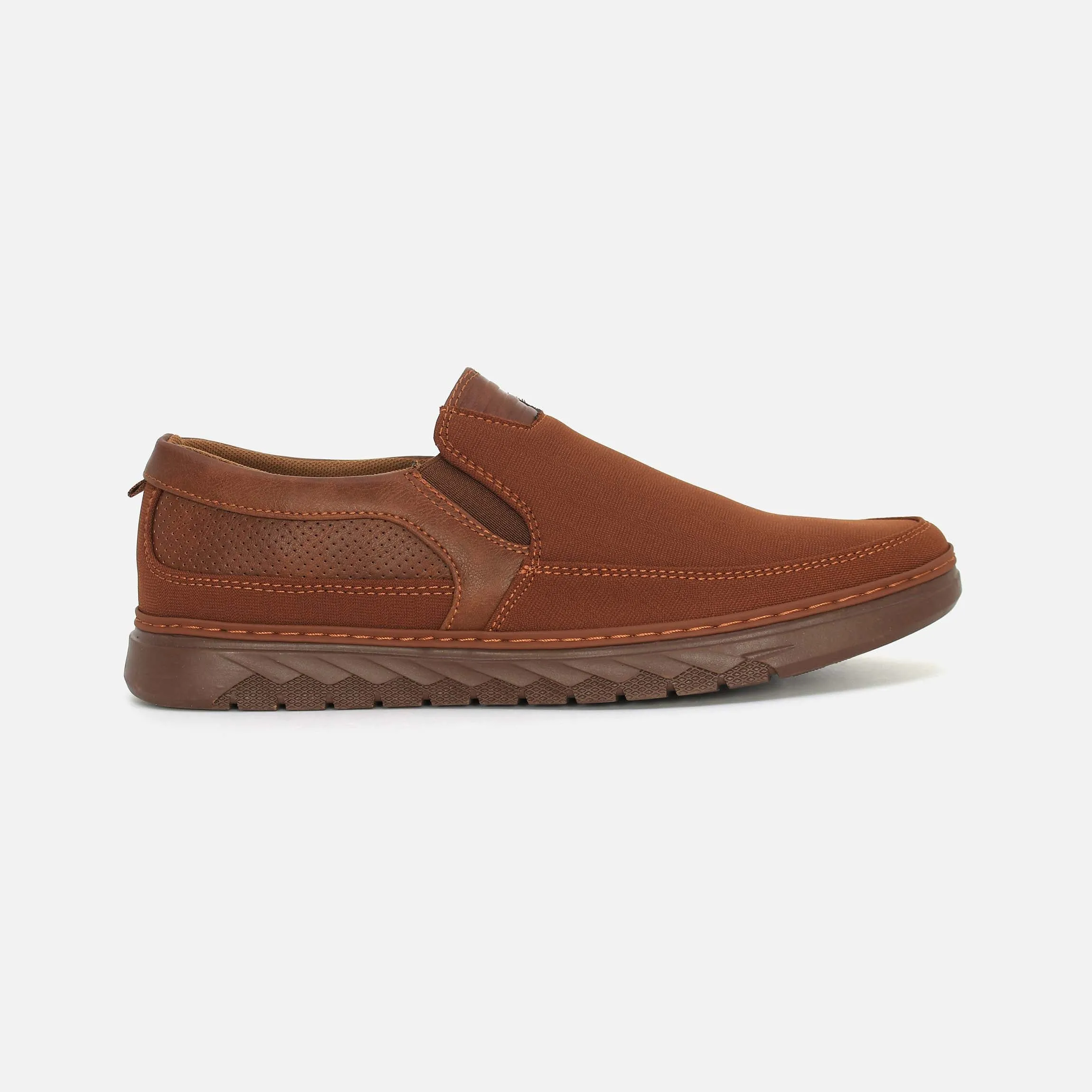 MEN CASUAL SLIP-ON SHOES