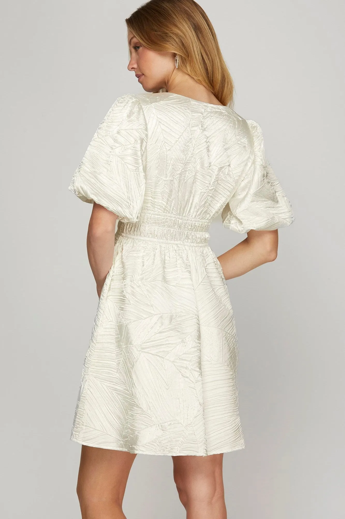 Off White Crinkle Woven V-Neck Balloon Sleeve Mini Dress