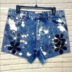 Oli &amp; Hali Blue Jean Shorts with Distressed Hem and Floral Design