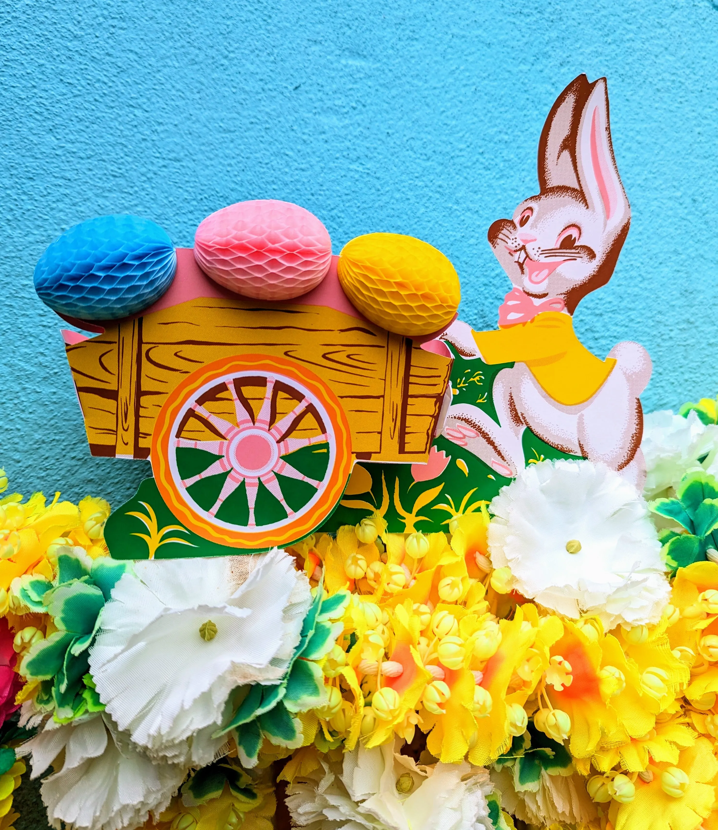 Paper honeycomb bunny and cart