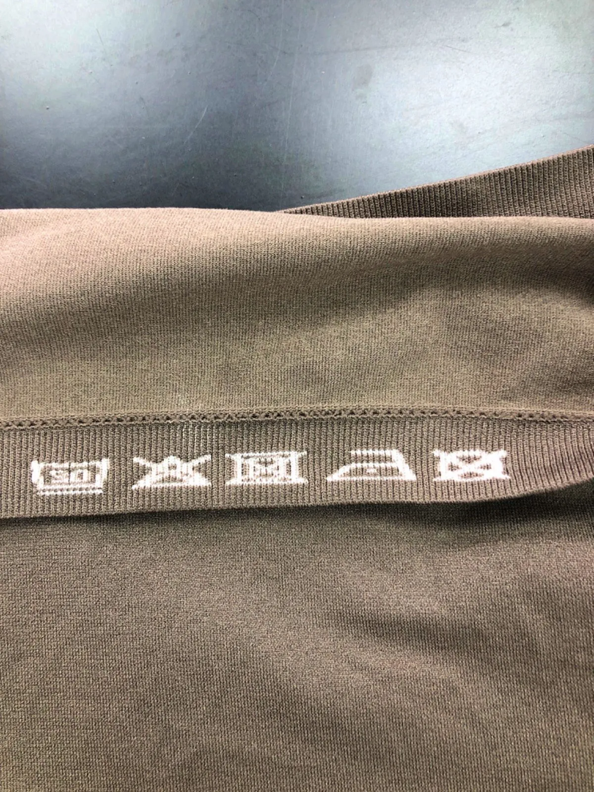 Represent Grey Technical 1/4 Zip Top UK L