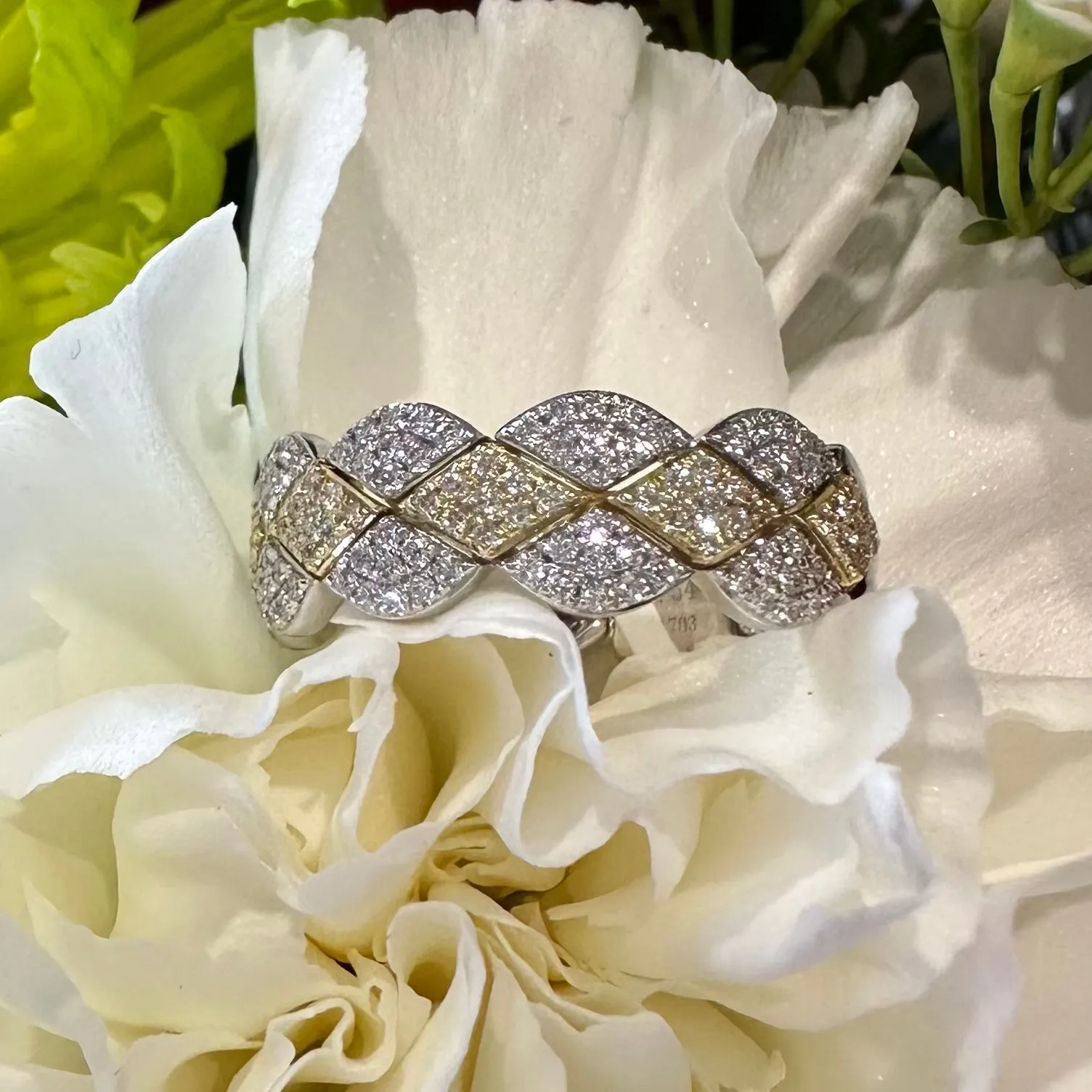 Simon G Two Tone 18K Gold Diamond Quilted Fashion Ring LR3120