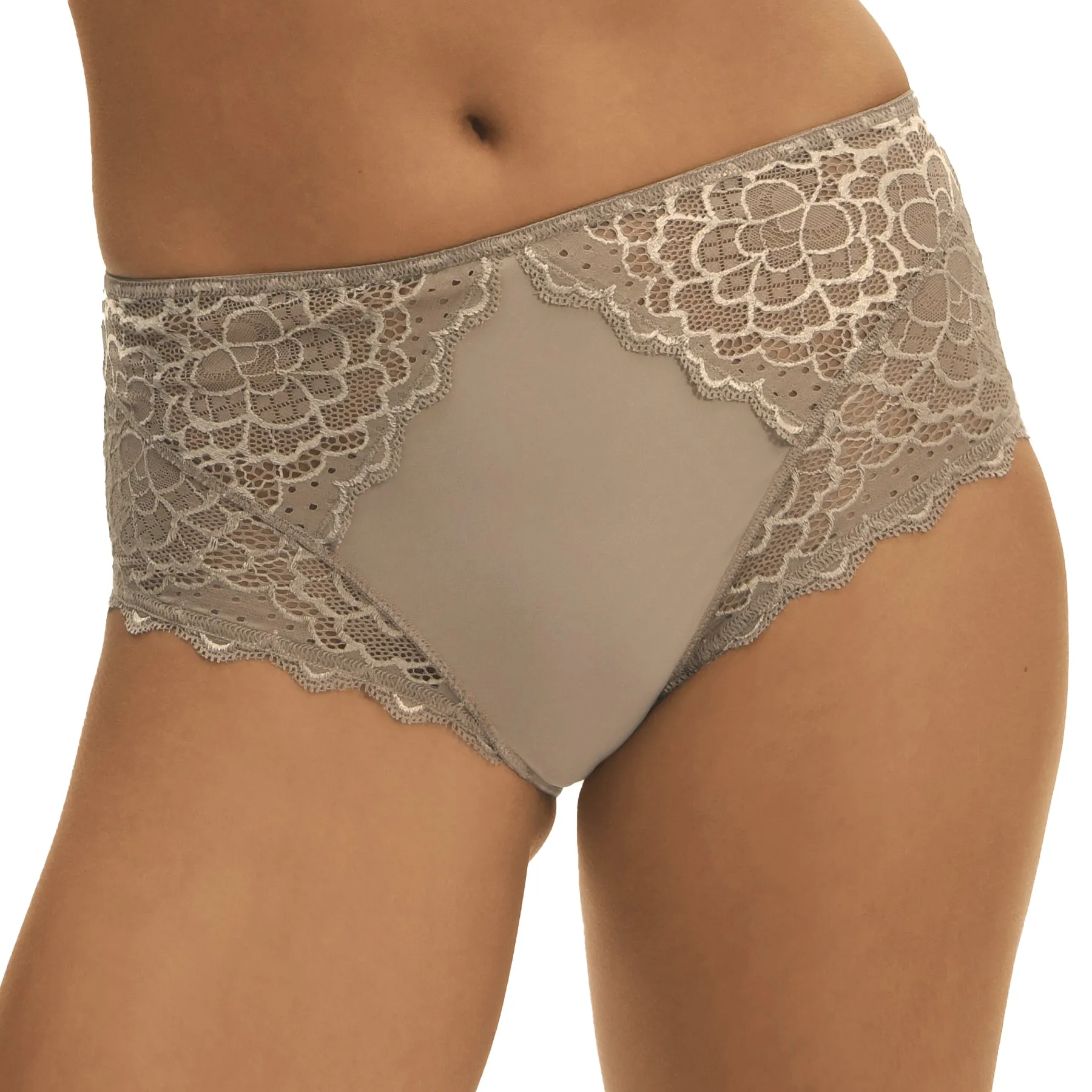 Simone Pérèle Caresse Control Brief