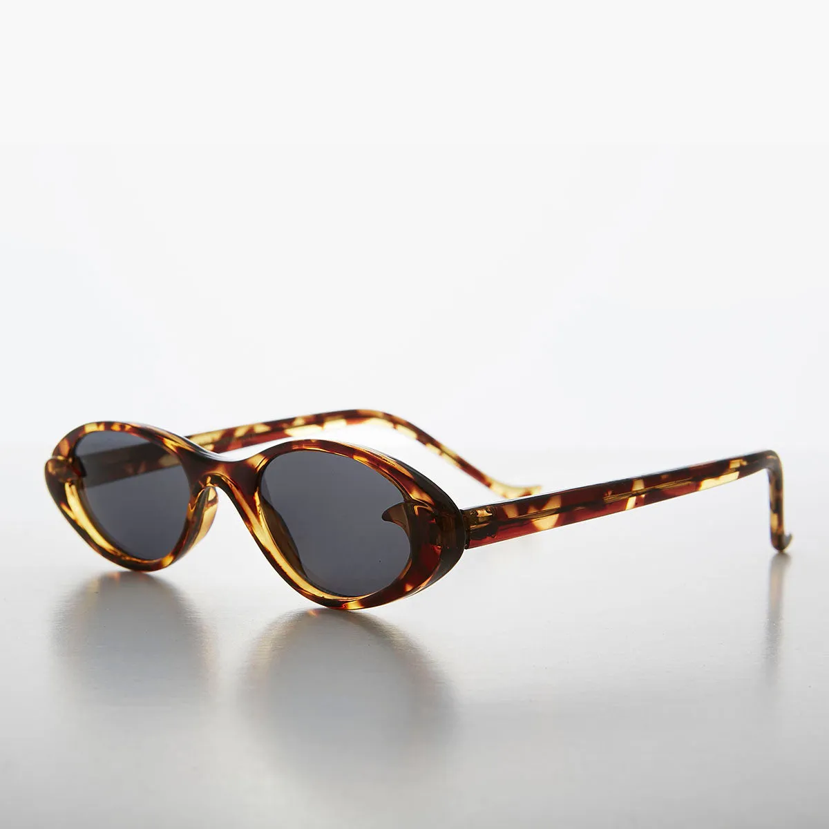 Slim Small Frame Oval Retro Cat Eye Sunglass - Selena