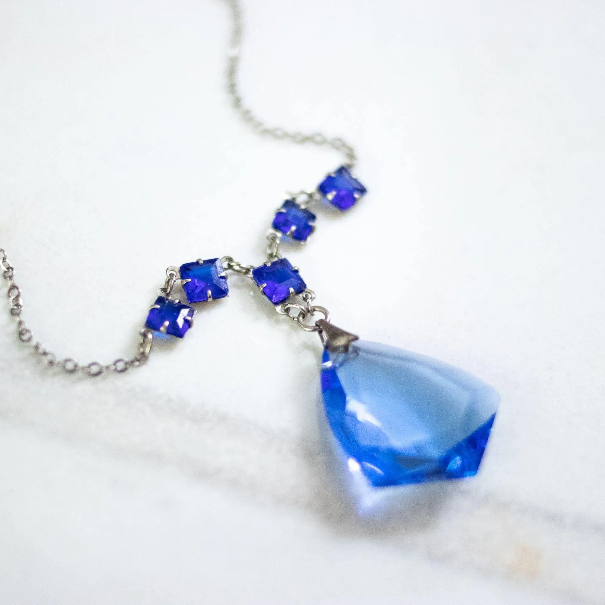 Vintage Art Deco Blue Crystal Lavalier Necklace