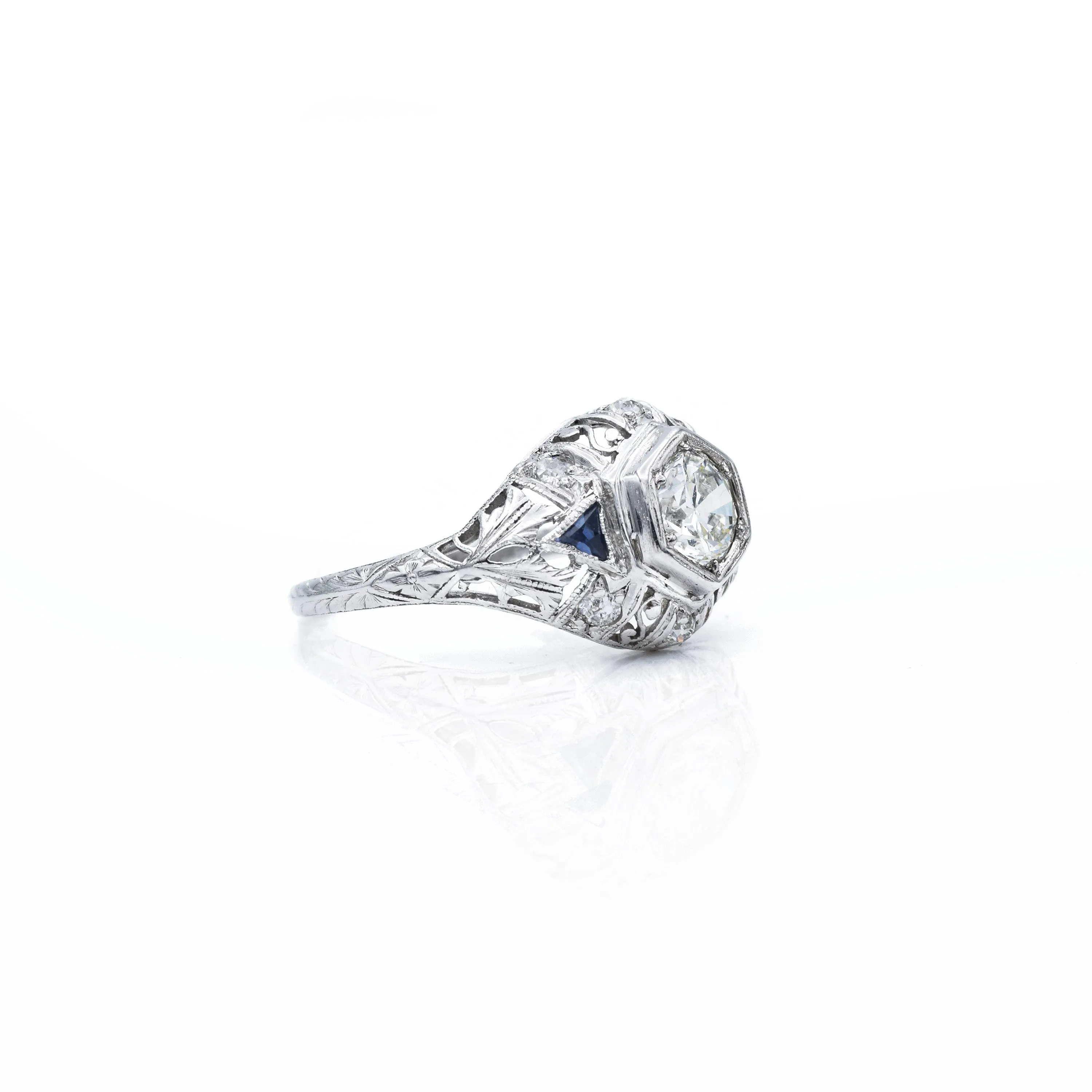 Vintage c. 1930s Art Deco Platinum & Diamond Ring