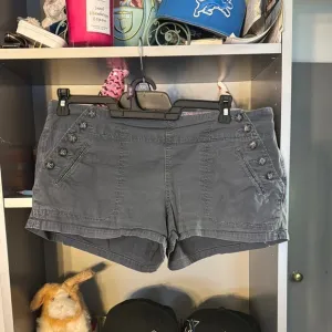 Women's Gray Button-Detail Shorts